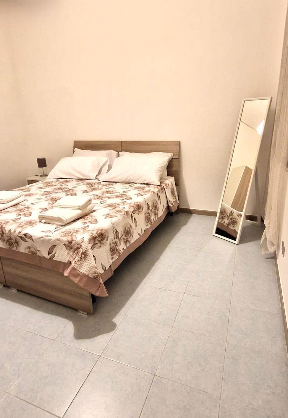A Casa Di Tilla ナポリ エクステリア 写真